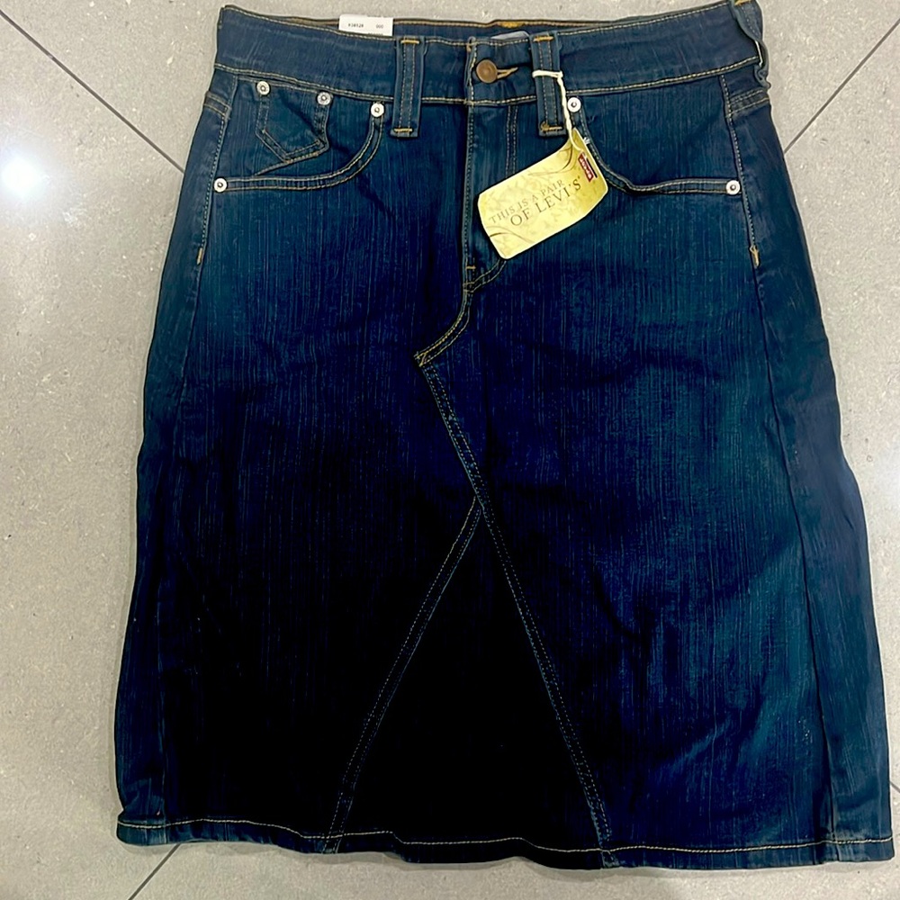 Levi’s jean skirt